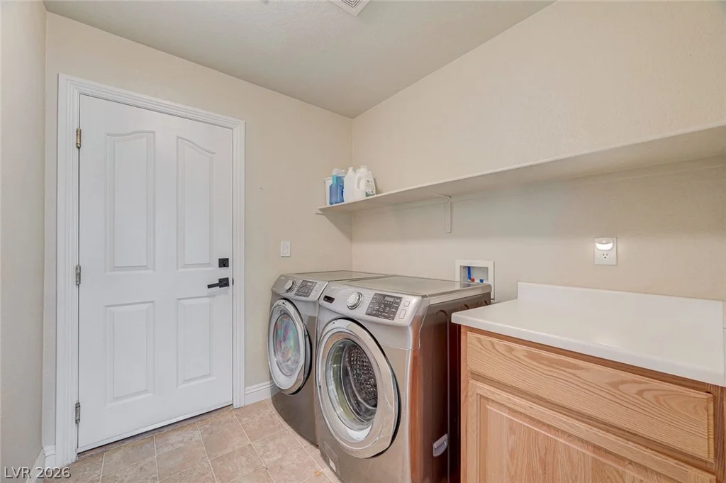 2478 Vegas Vic, Henderson, NV 89002