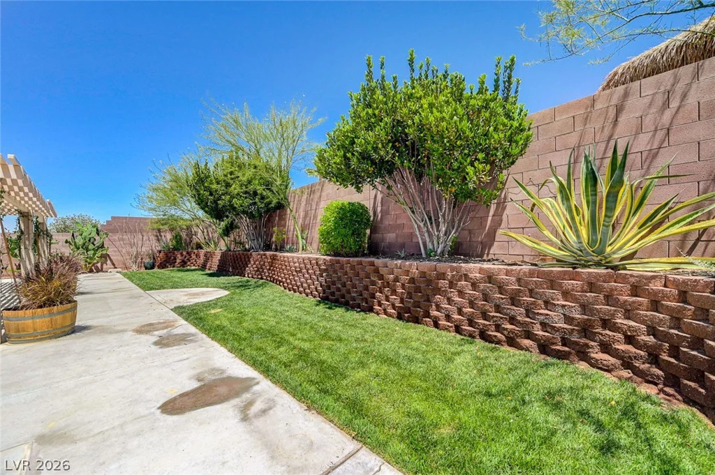 2478 Vegas Vic, Henderson, NV 89002