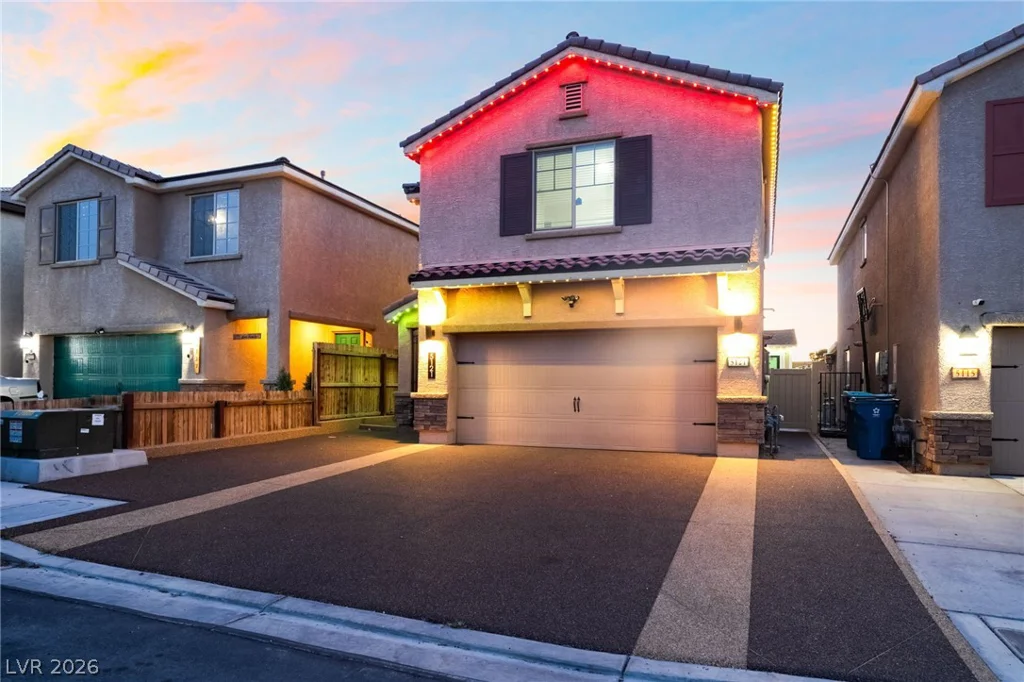 5121 Charlie Ct., Las Vegas, NV 89122