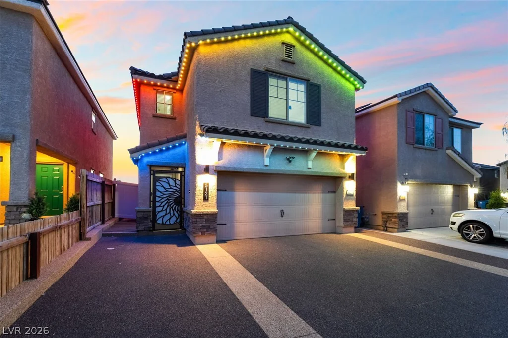 5121 Charlie Ct., Las Vegas, NV 89122