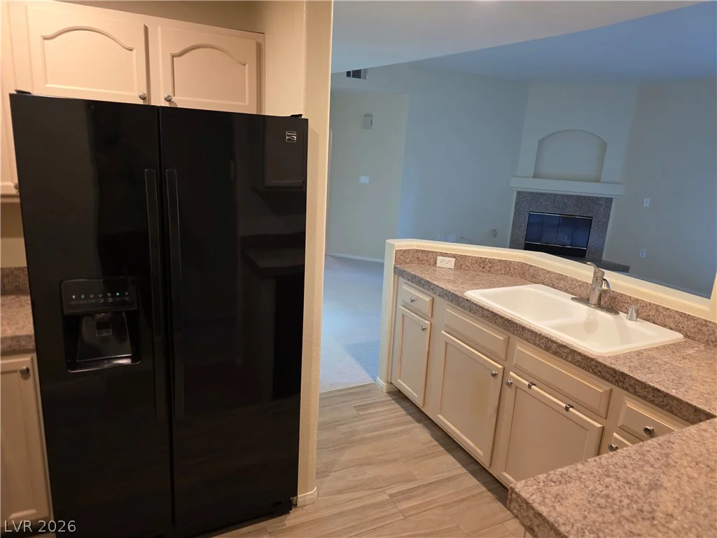 2050 Warm Springs, Henderson, NV 89014