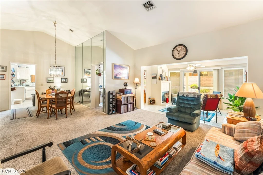 2453 Desert Sands, Las Vegas, NV 89134