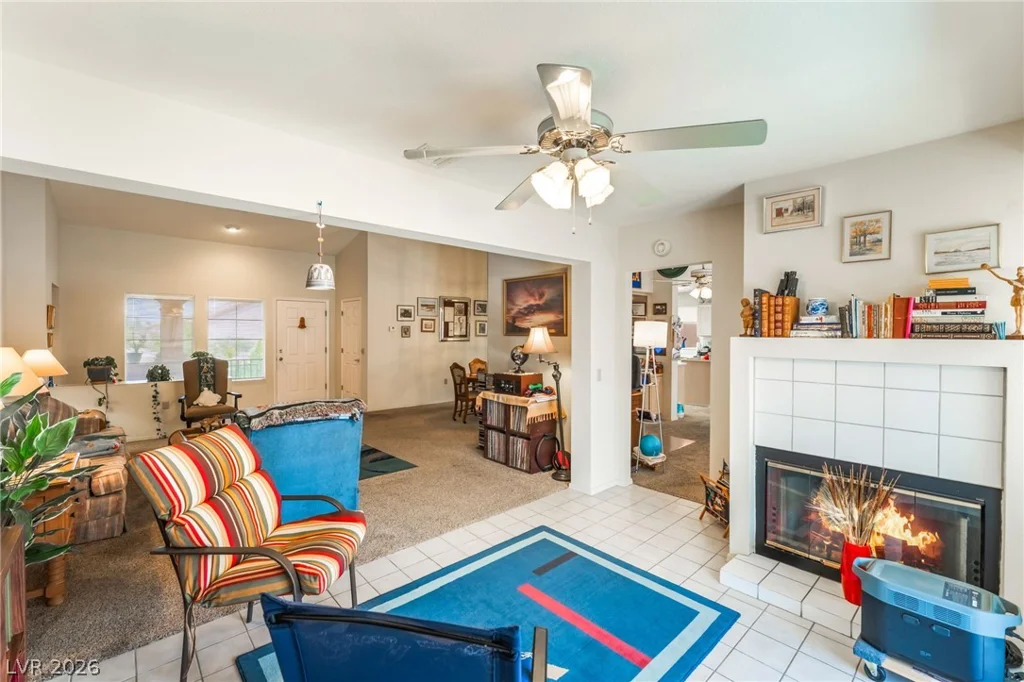 2453 Desert Sands, Las Vegas, NV 89134