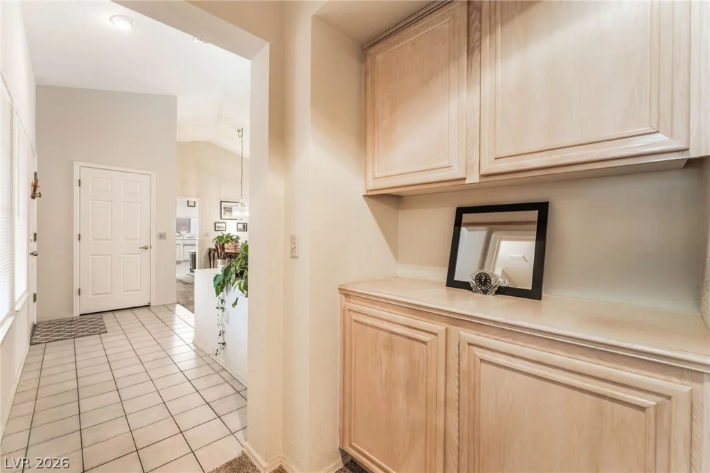 2453 Desert Sands, Las Vegas, NV 89134
