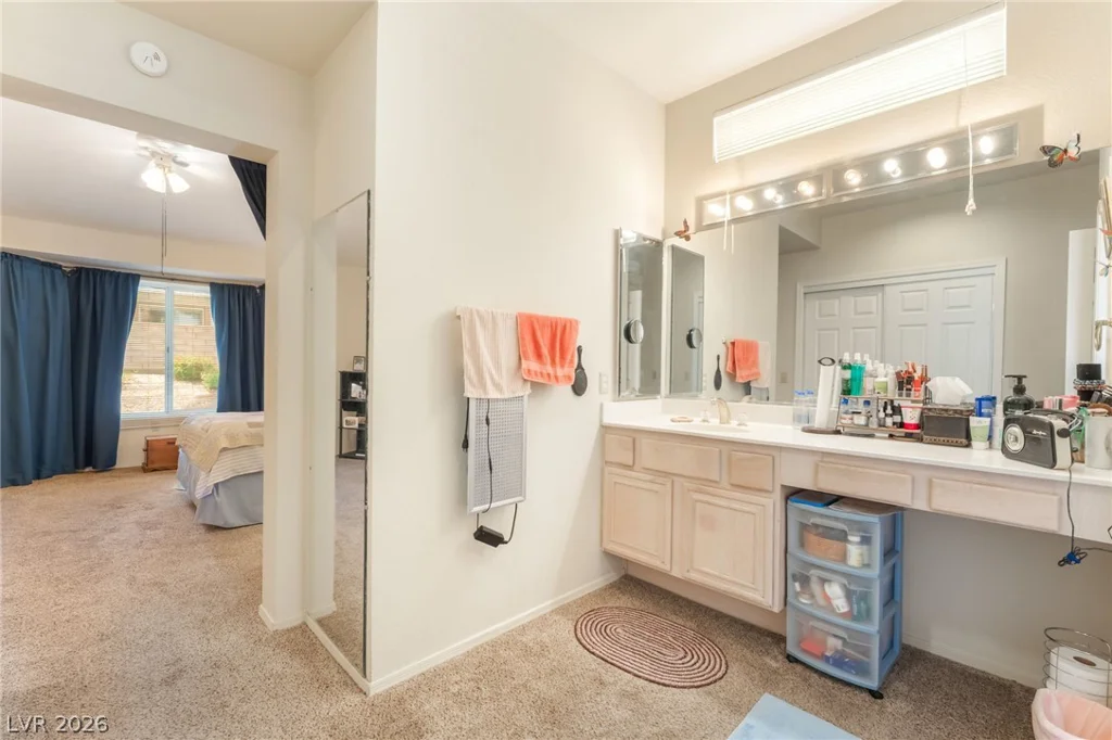 2453 Desert Sands, Las Vegas, NV 89134
