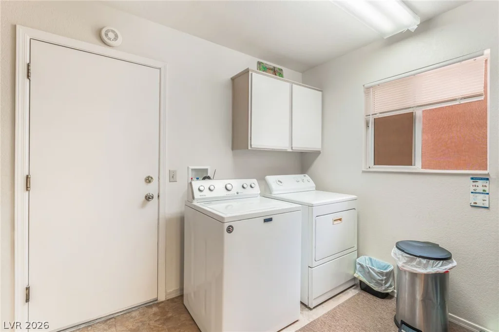 2453 Desert Sands, Las Vegas, NV 89134