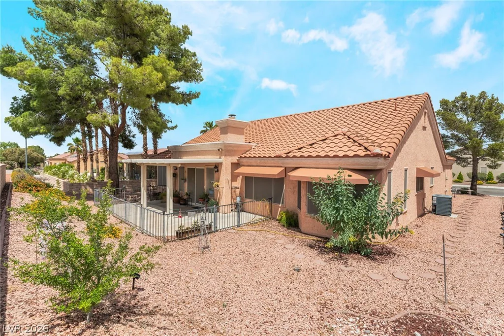 2453 Desert Sands, Las Vegas, NV 89134