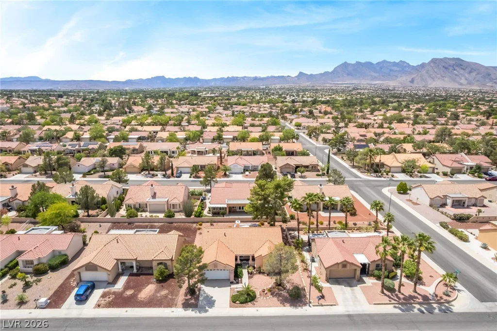 2453 Desert Sands, Las Vegas, NV 89134