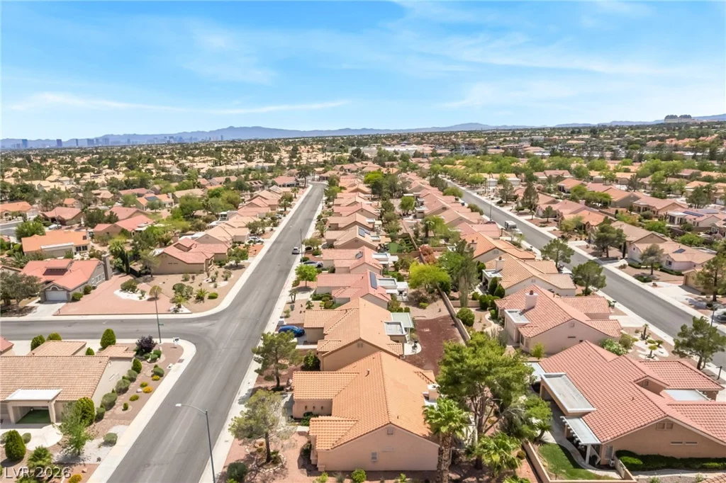2453 Desert Sands, Las Vegas, NV 89134