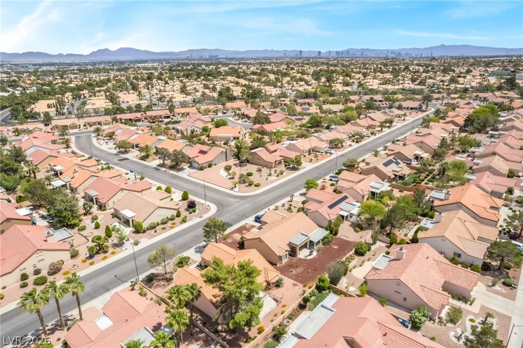 2453 Desert Sands, Las Vegas, NV 89134