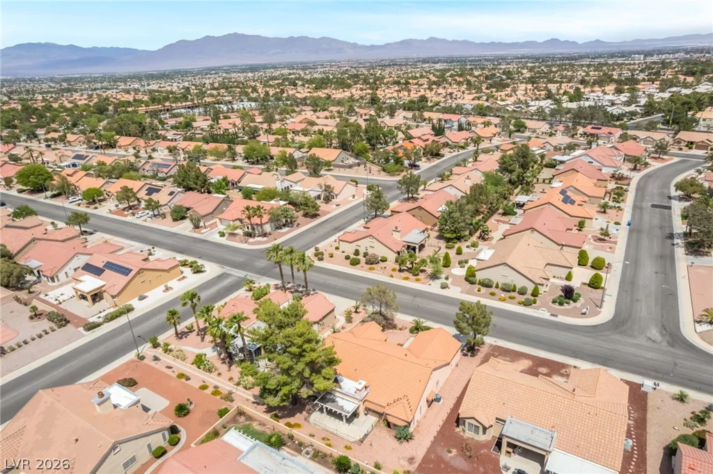 2453 Desert Sands, Las Vegas, NV 89134