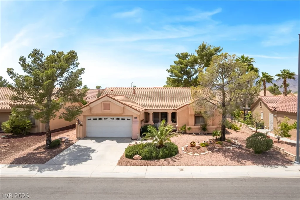 2453 Desert Sands, Las Vegas, NV 89134