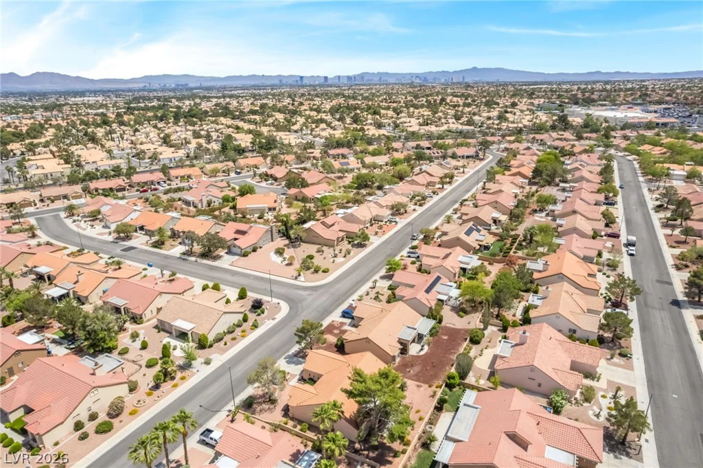 2453 Desert Sands, Las Vegas, NV 89134