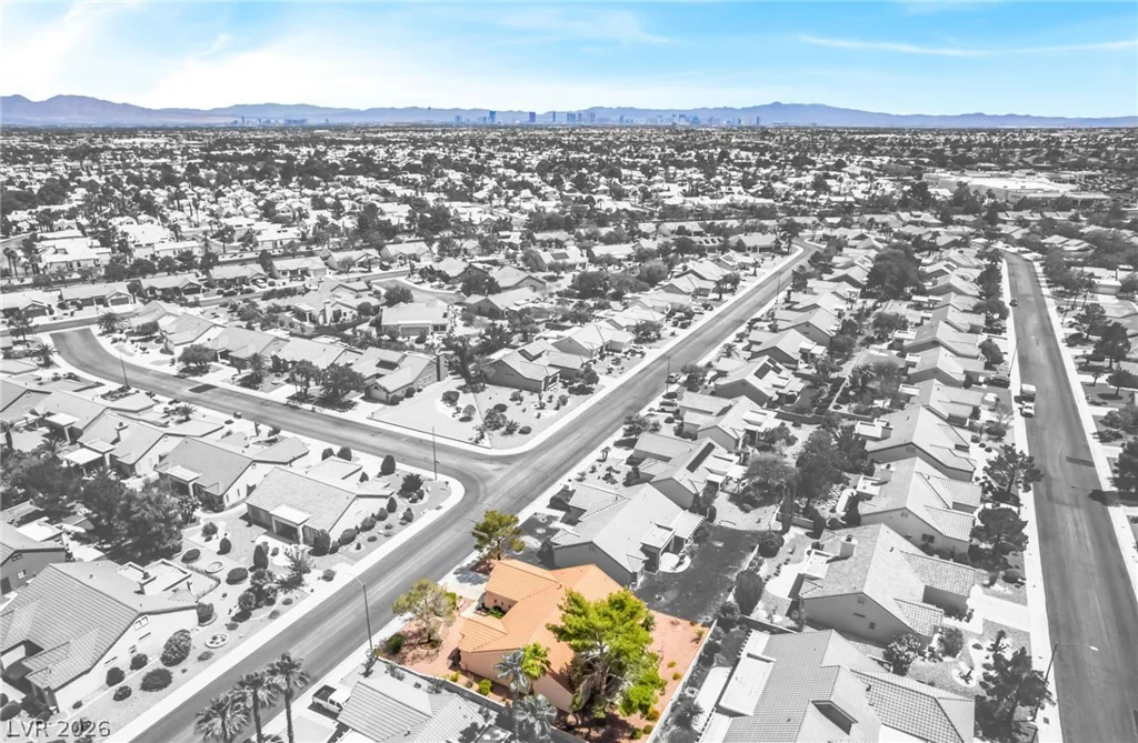 2453 Desert Sands, Las Vegas, NV 89134