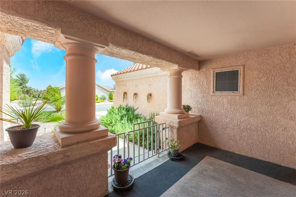 2453 Desert Sands, Las Vegas, NV 89134