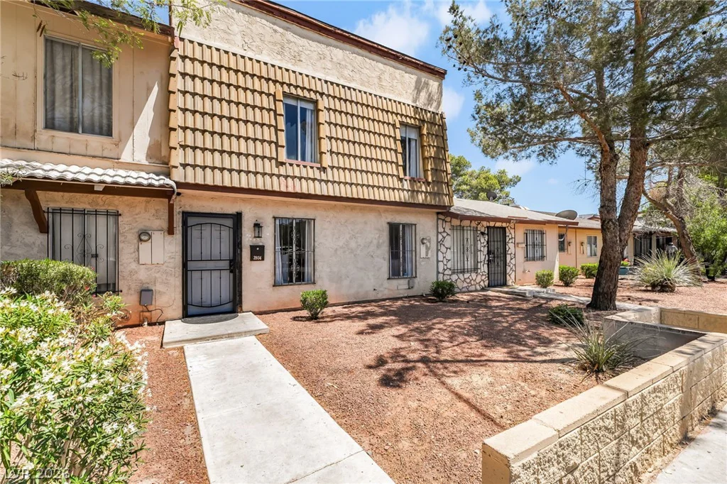 3934 Palos Verdes, Las Vegas, NV 89119
