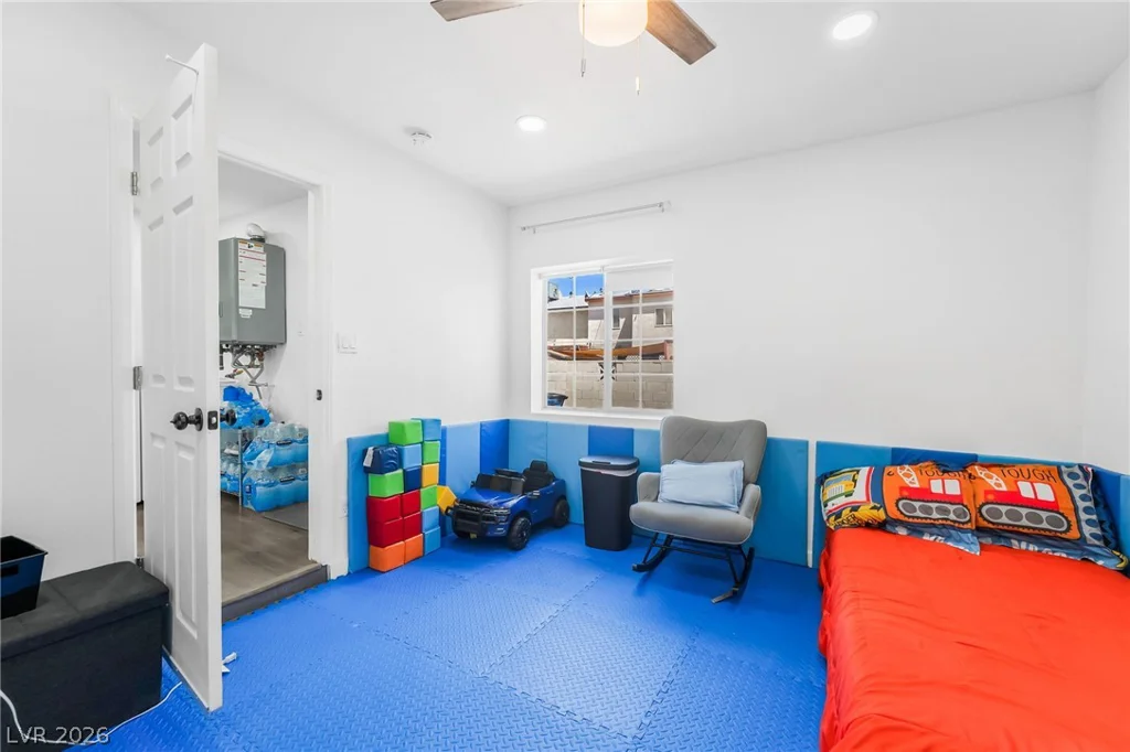 3934 Palos Verdes, Las Vegas, NV 89119