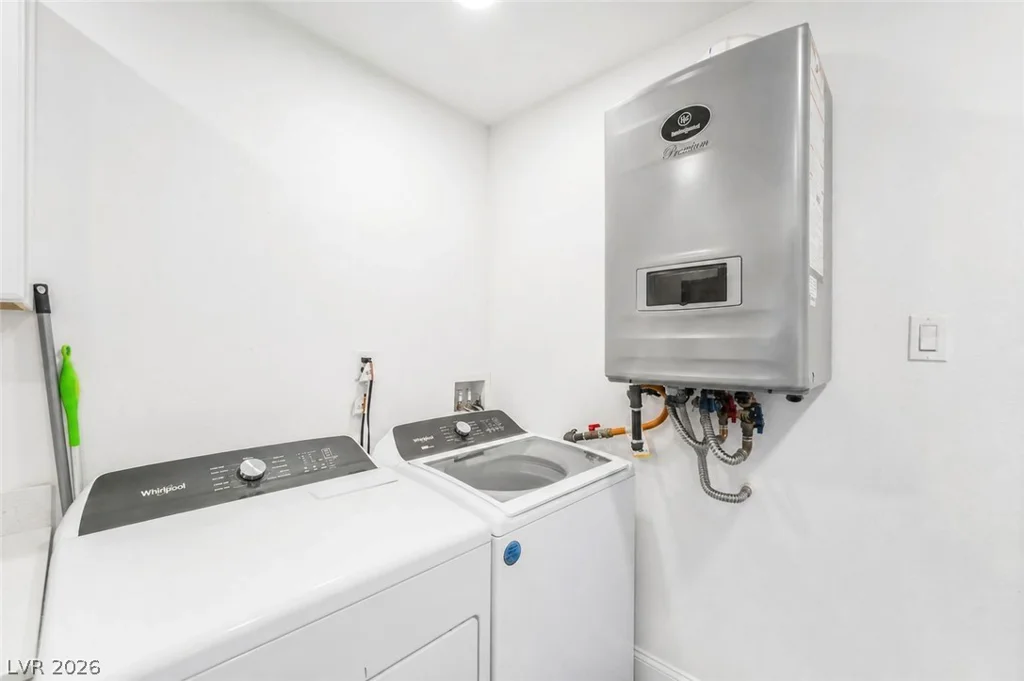 3934 Palos Verdes, Las Vegas, NV 89119