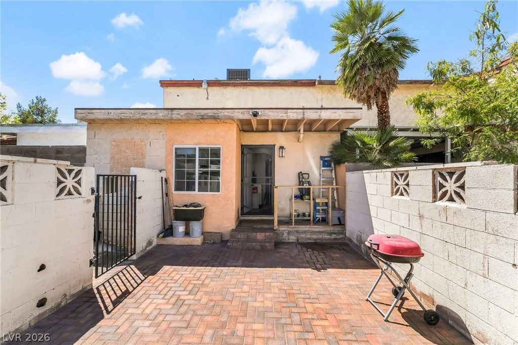 3934 Palos Verdes, Las Vegas, NV 89119