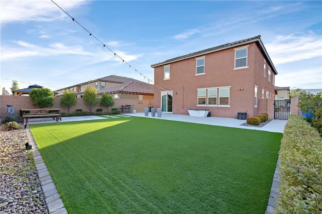 5454 Valonga, Las Vegas, NV 89148