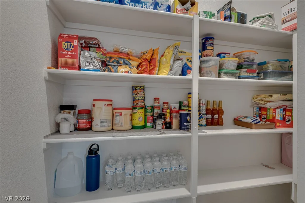 2906 Carothers, North Las Vegas, NV 89032