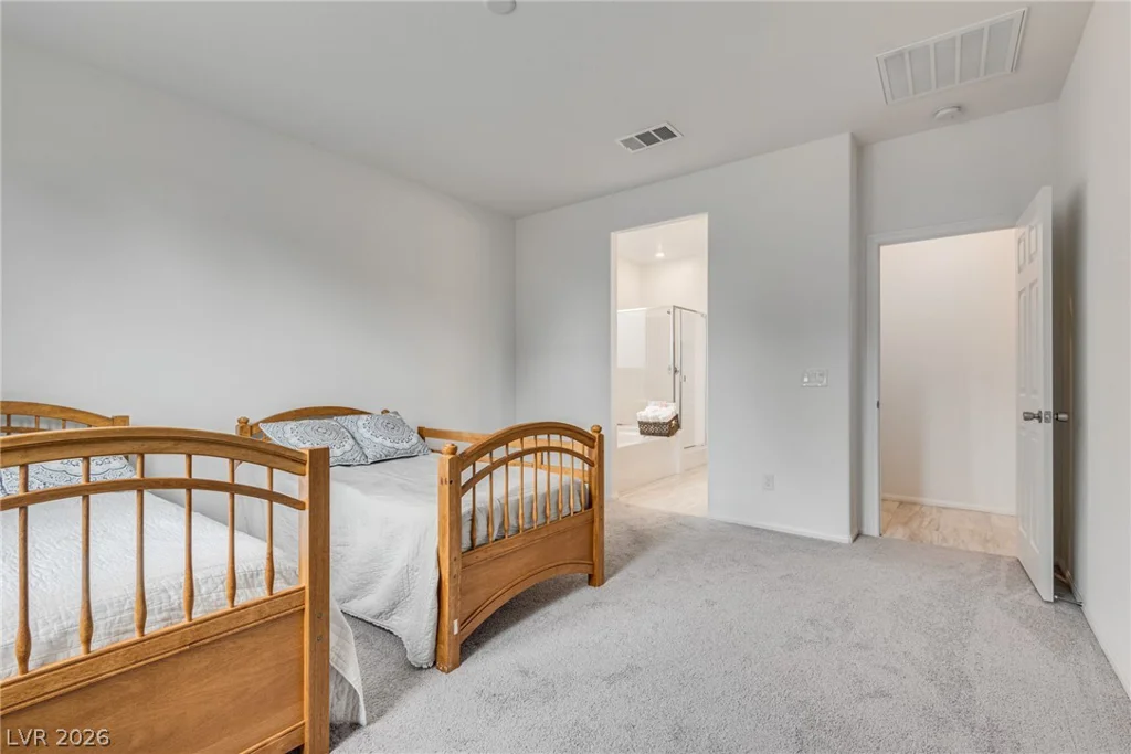2906 Carothers, North Las Vegas, NV 89032
