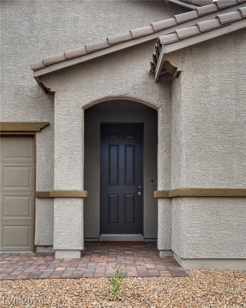 2906 Carothers, North Las Vegas, NV 89032