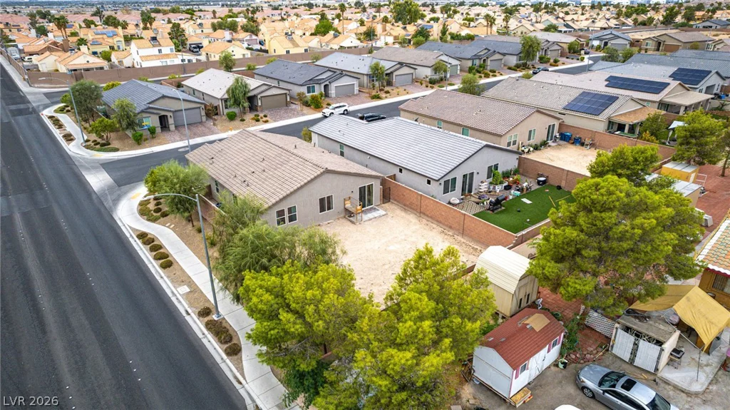2906 Carothers, North Las Vegas, NV 89032