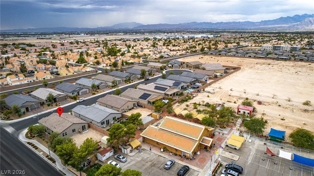 2906 Carothers, North Las Vegas, NV 89032