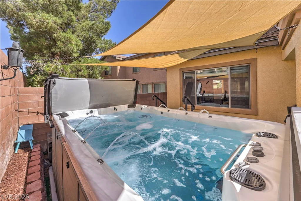 3836 Kettle Falls, North Las Vegas, NV 89085