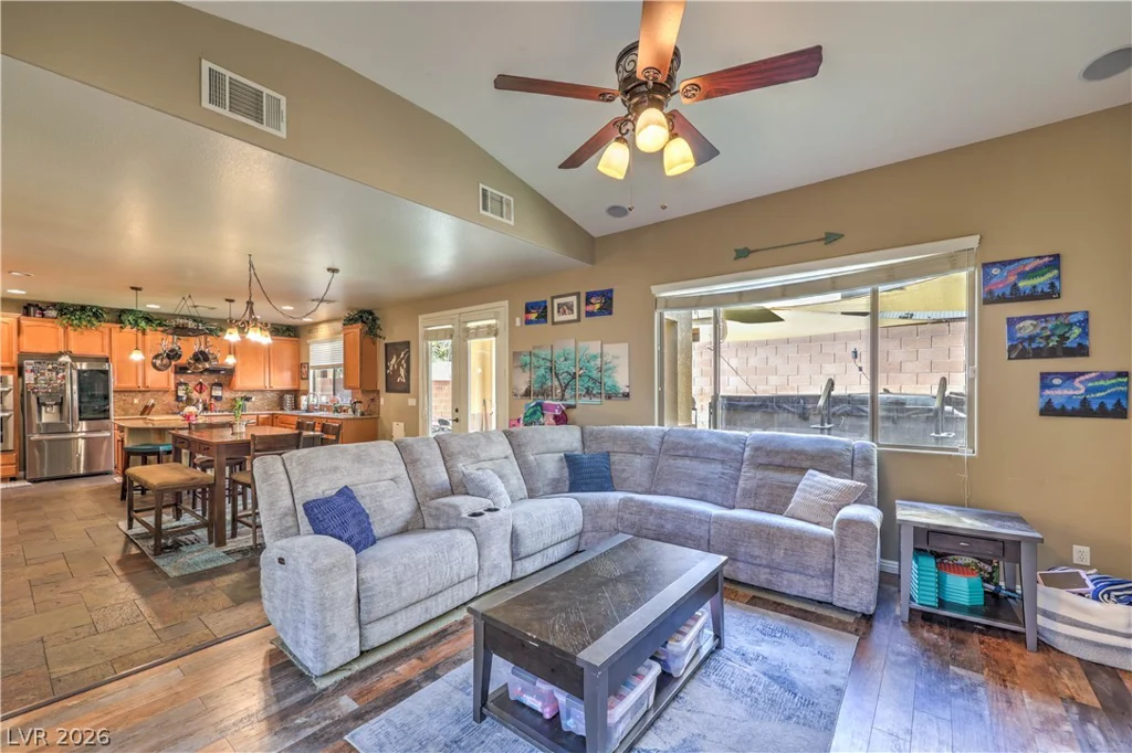 3836 Kettle Falls, North Las Vegas, NV 89085