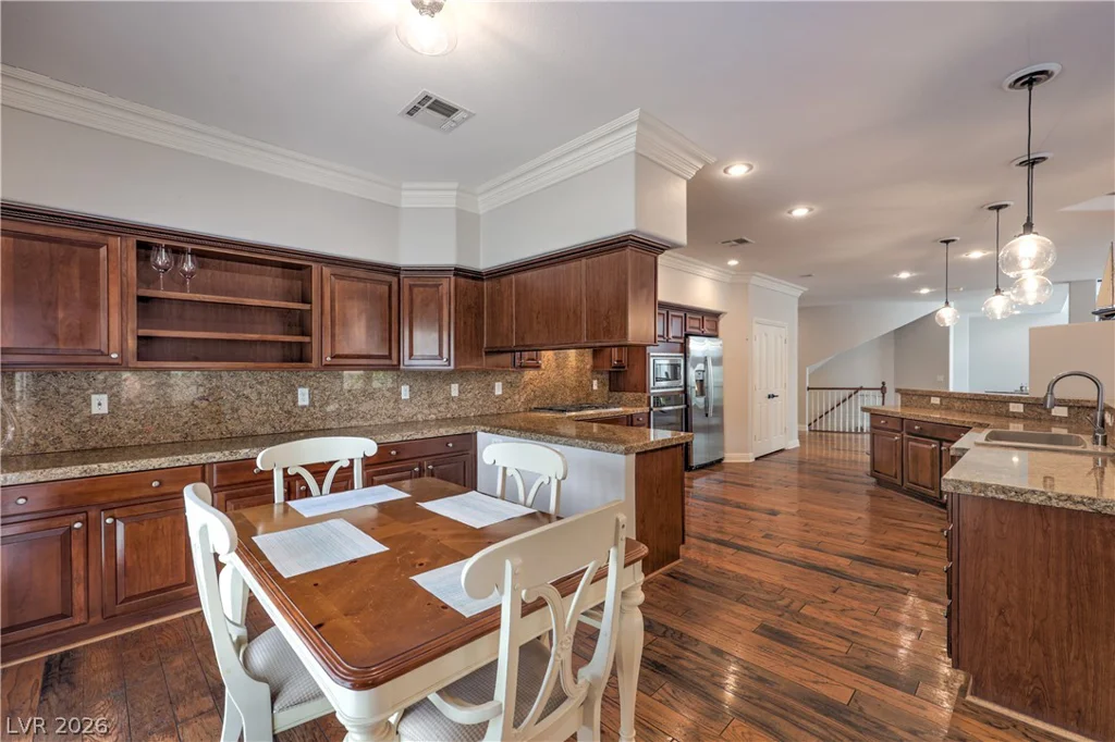 7480 Grassy Field, Las Vegas, NV 89131