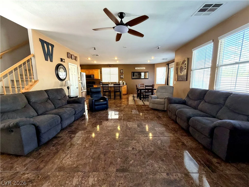 7842 Flat Creek, Las Vegas, NV 89131
