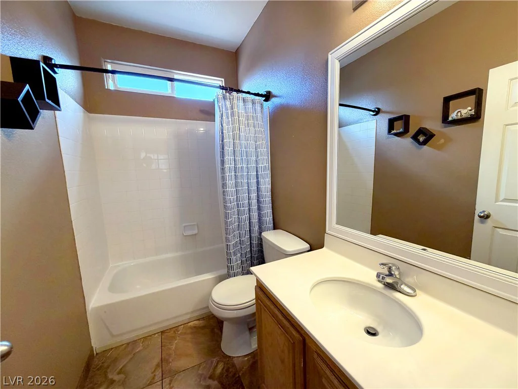7842 Flat Creek, Las Vegas, NV 89131