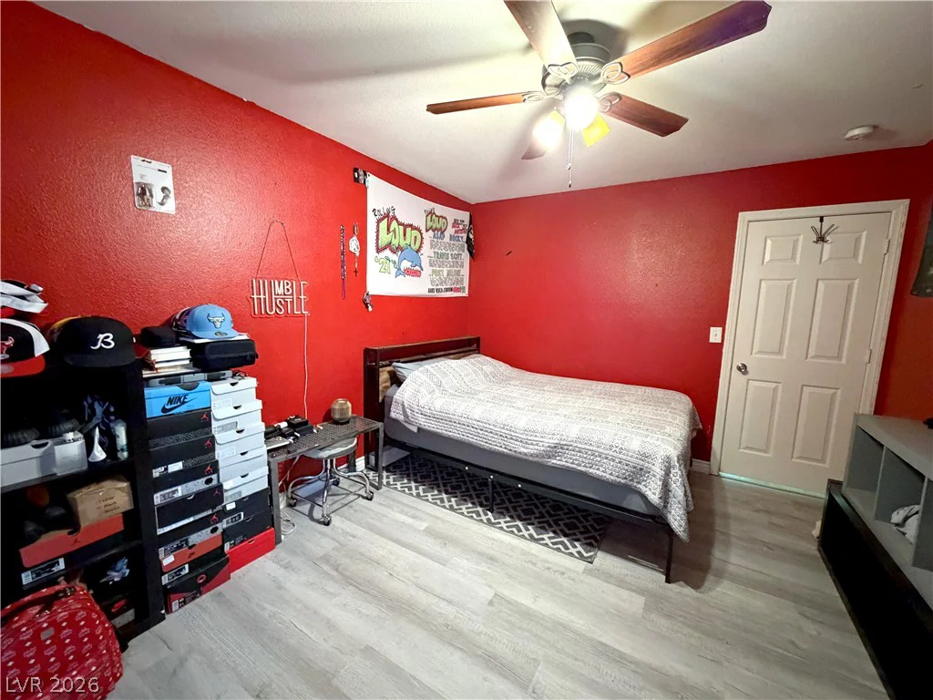 7842 Flat Creek, Las Vegas, NV 89131
