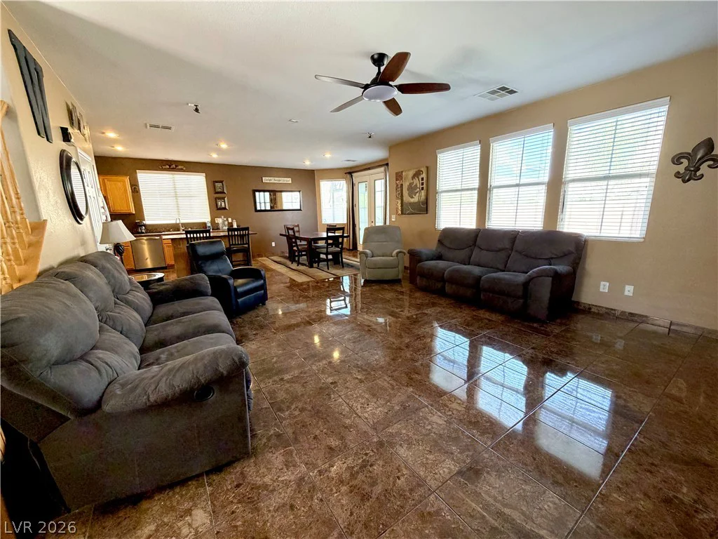 7842 Flat Creek, Las Vegas, NV 89131