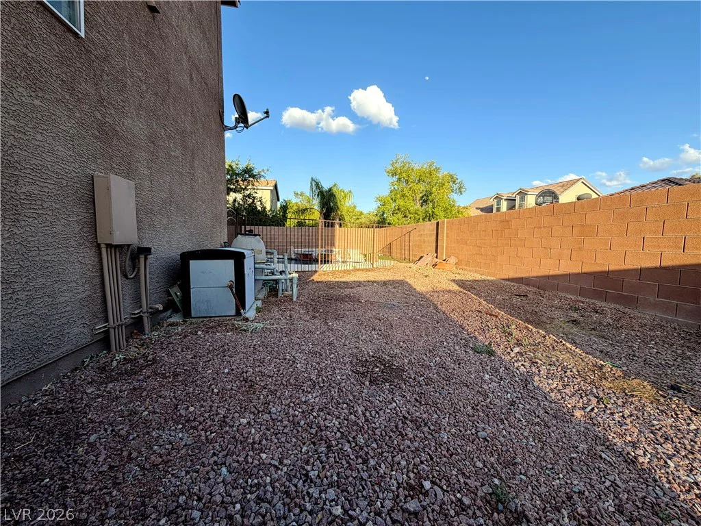 7842 Flat Creek, Las Vegas, NV 89131