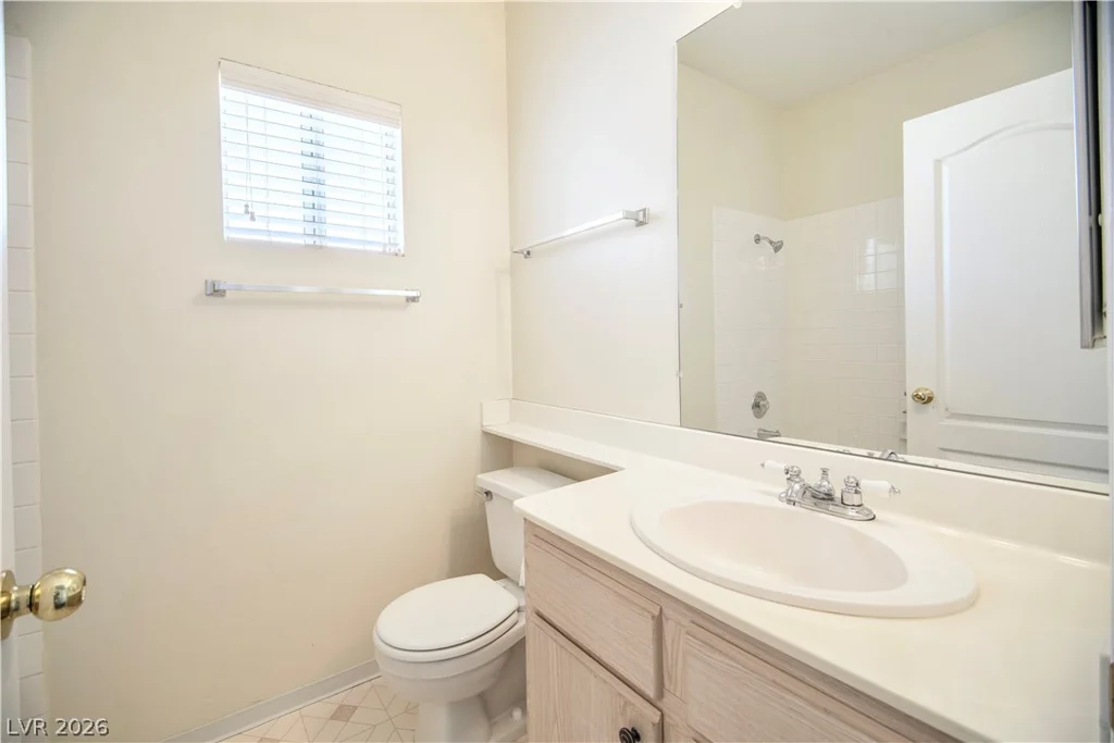 1900 Torrey Pines, Las Vegas, NV 89108