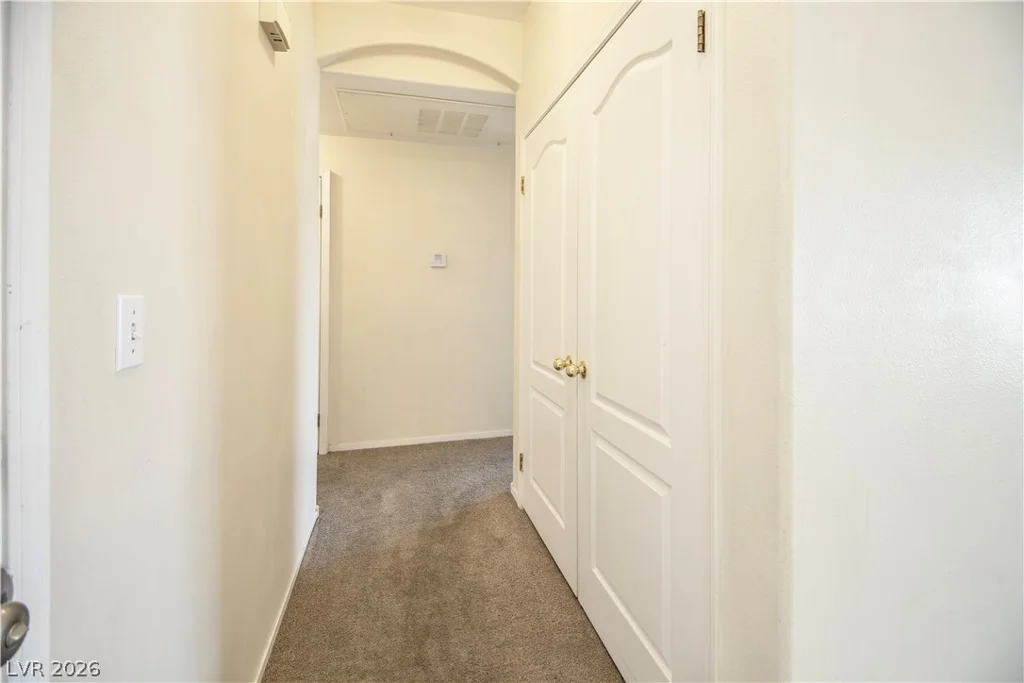 1900 Torrey Pines, Las Vegas, NV 89108