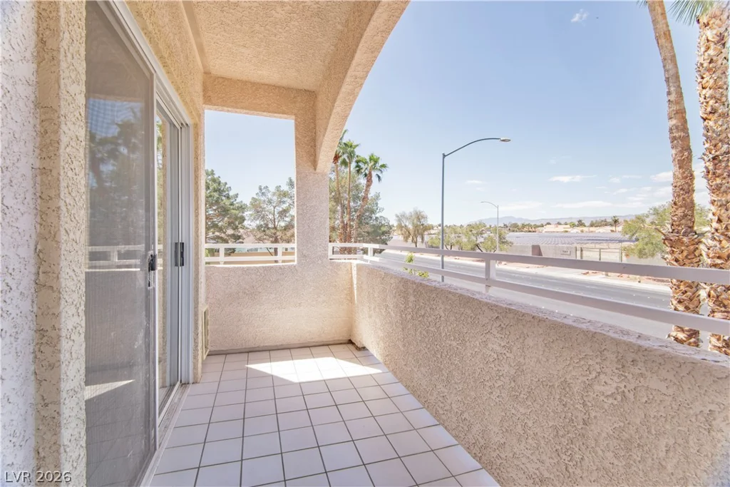1900 Torrey Pines, Las Vegas, NV 89108