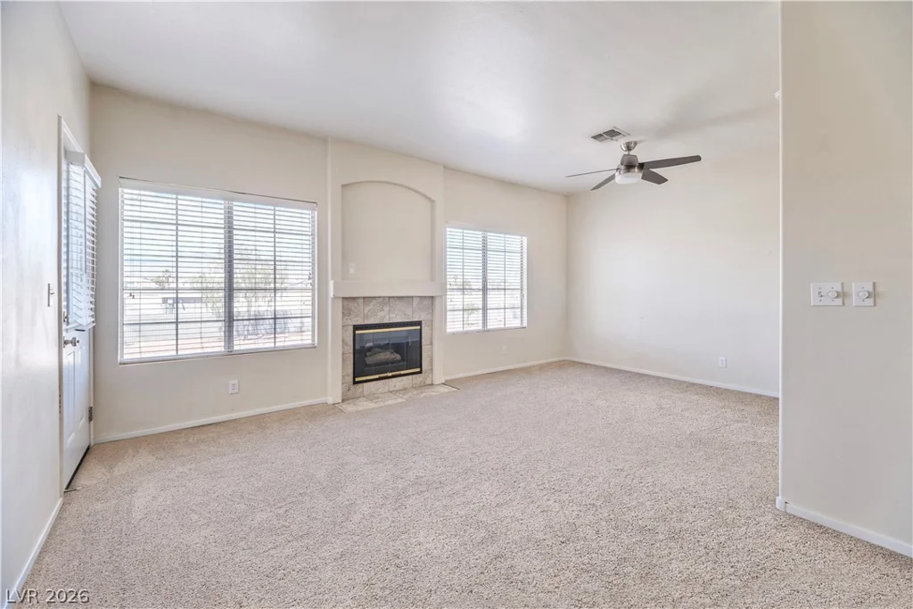 1900 Torrey Pines, Las Vegas, NV 89108