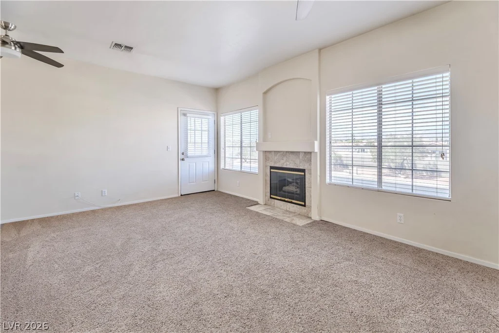 1900 Torrey Pines, Las Vegas, NV 89108