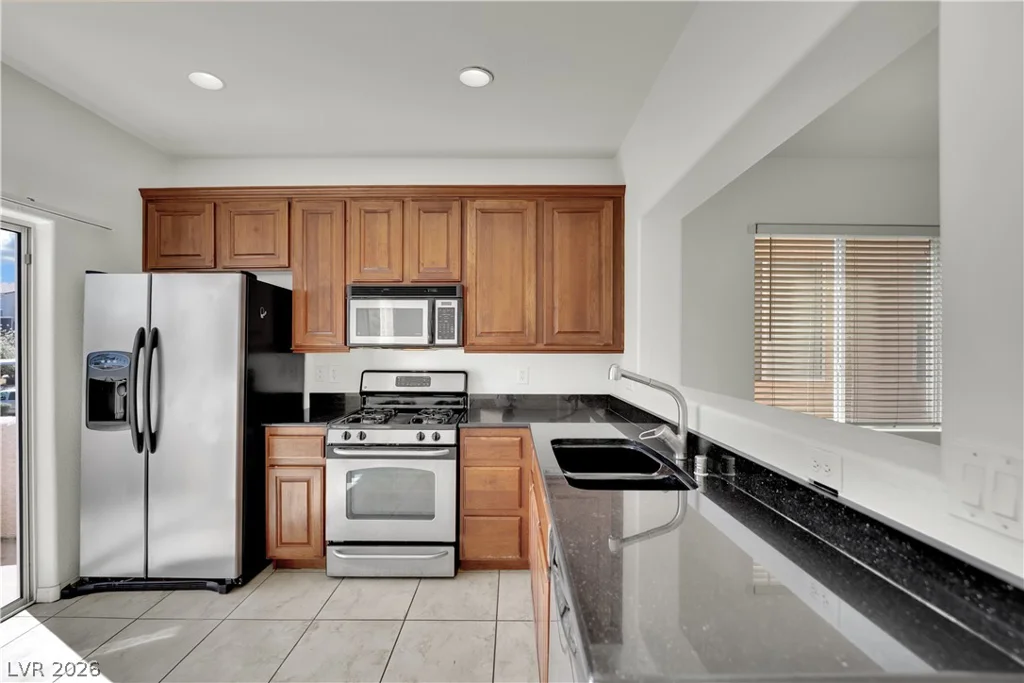 10754 Holmfield, Henderson, NV 89052