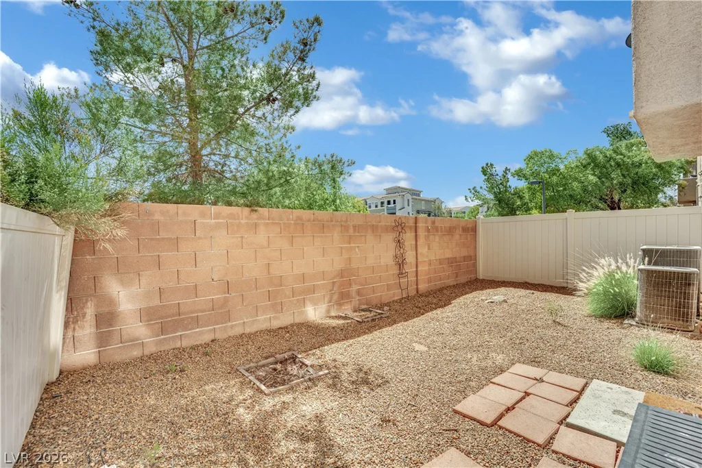 10754 Holmfield, Henderson, NV 89052