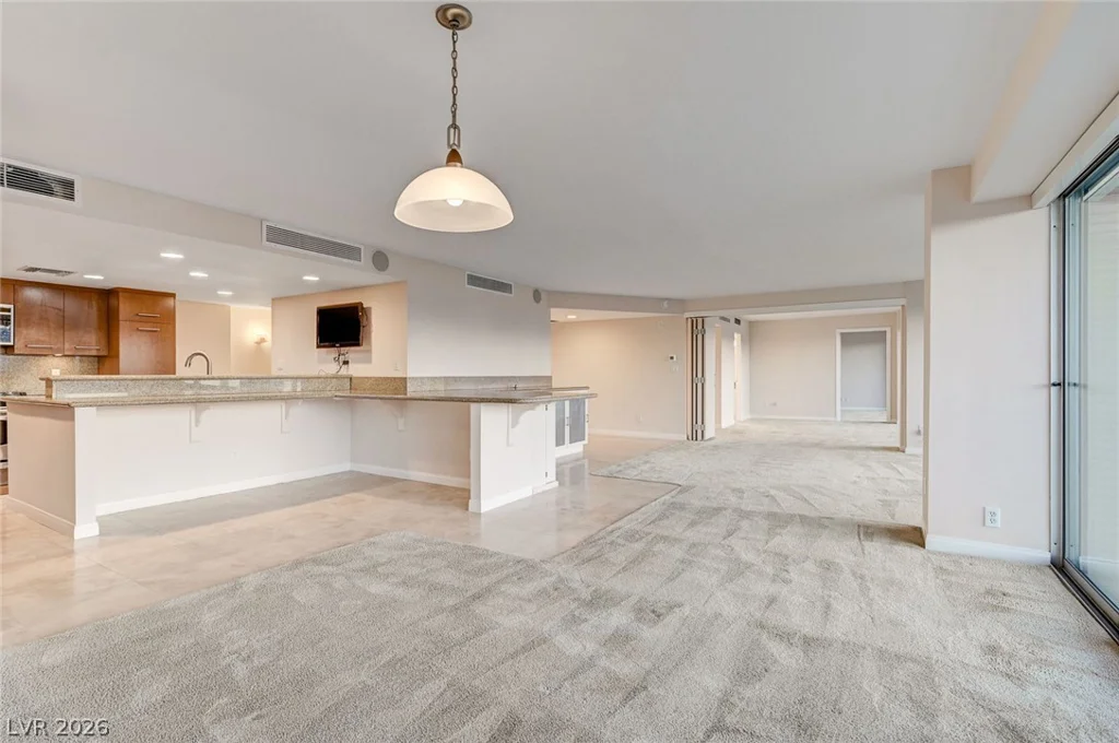 3111 Bel Air, Las Vegas, NV 89109