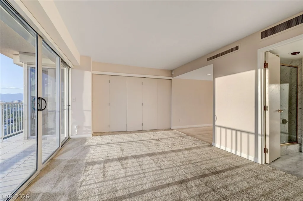 3111 Bel Air, Las Vegas, NV 89109
