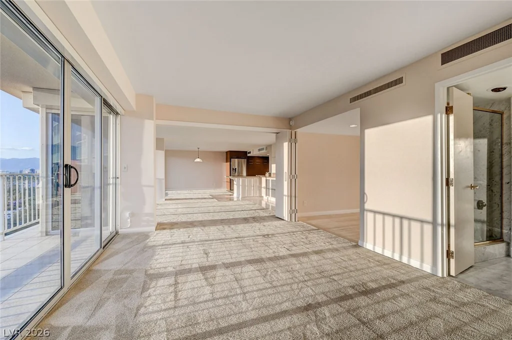 3111 Bel Air, Las Vegas, NV 89109