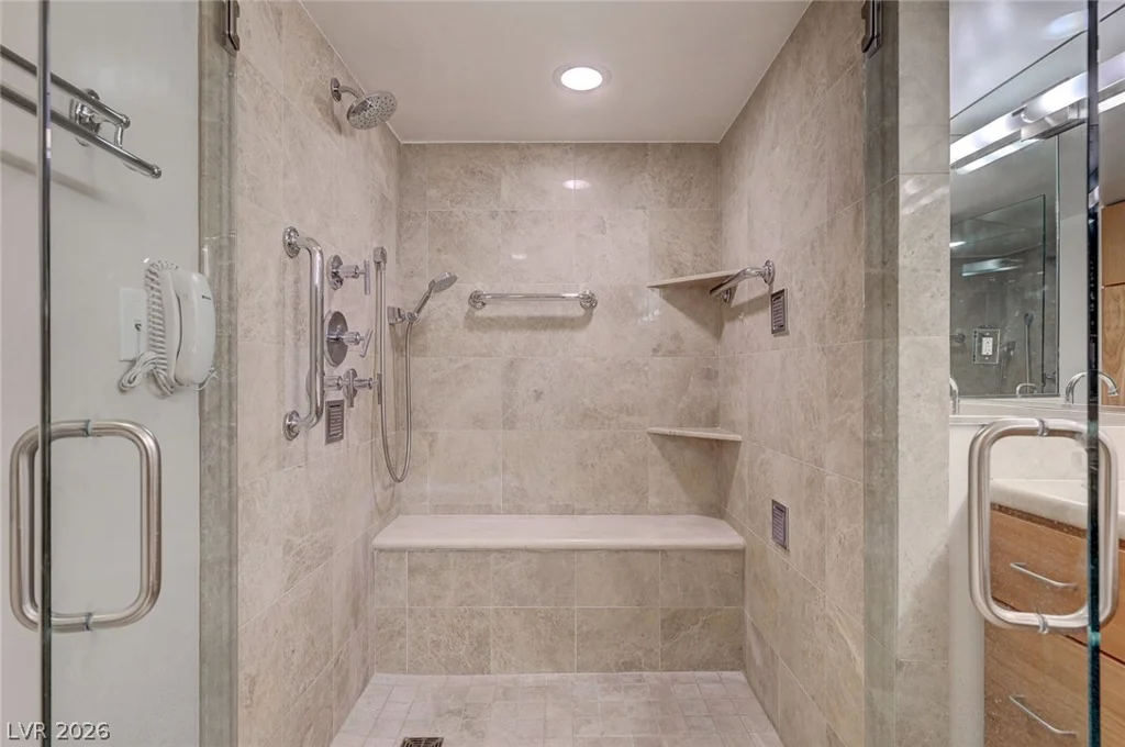3111 Bel Air, Las Vegas, NV 89109