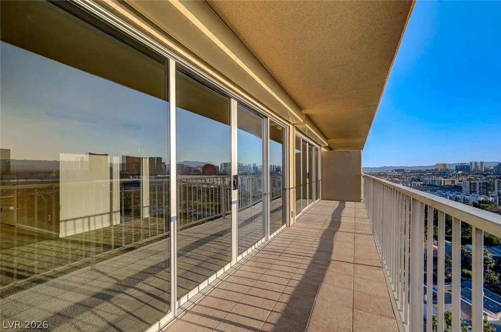 3111 Bel Air, Las Vegas, NV 89109