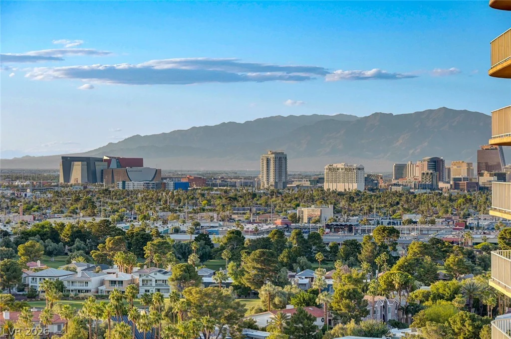 3111 Bel Air, Las Vegas, NV 89109